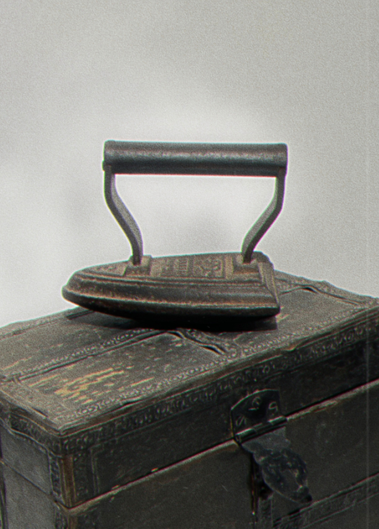 Heritage iron on trunk